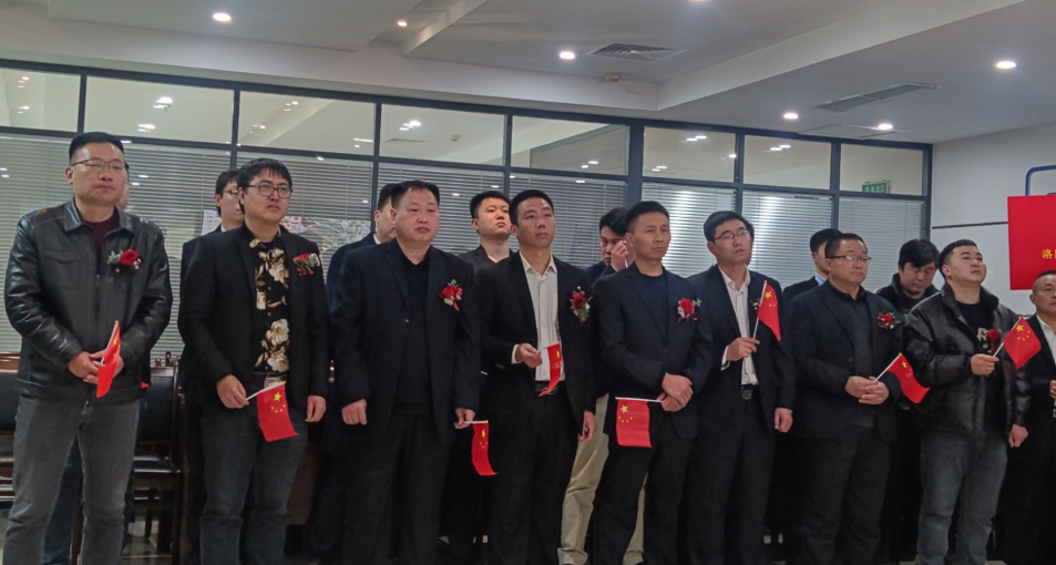點亮夢想，威武出征 ——羞羞视频生化銷售團隊出征授旗儀式(圖1)