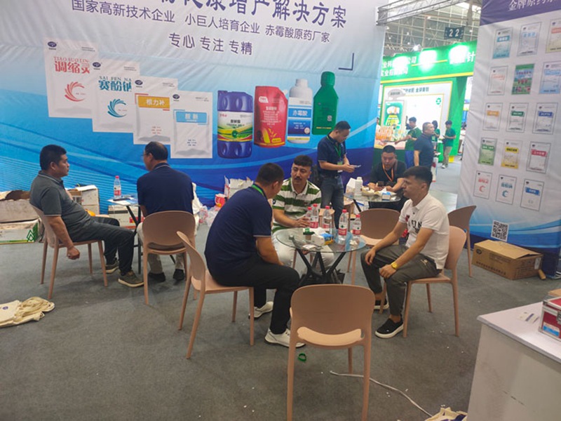 羞羞视频生（shēng）化閃耀新疆農博會(圖（tú）2)