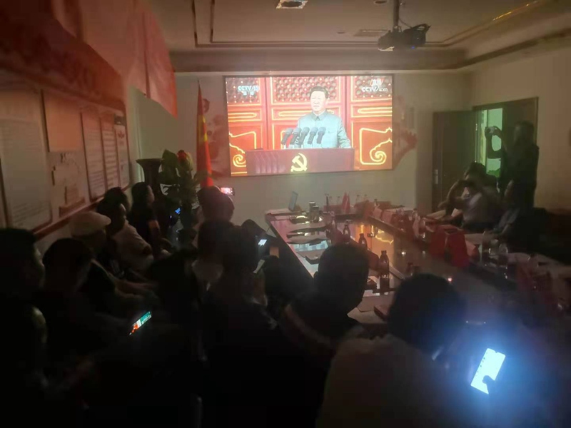 “百年華誕（dàn），共享榮光” ——鄭州羞羞视频熱烈慶祝建黨100周年（nián）(圖3)